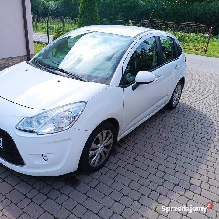Biały Używany 2011 Citroën C3 Hatchback | 16 000 zł (Drogi) - Obraz 1/4