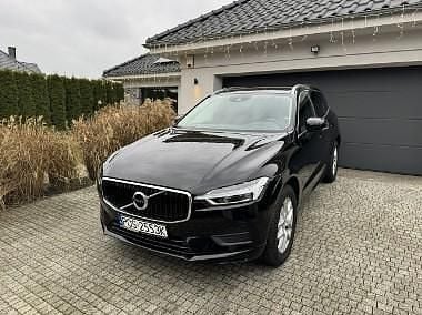 Czarny Używany 2019 Volvo XC60 Momentum SUV | 92 799 zł (Super Cena) - Obraz 1/4