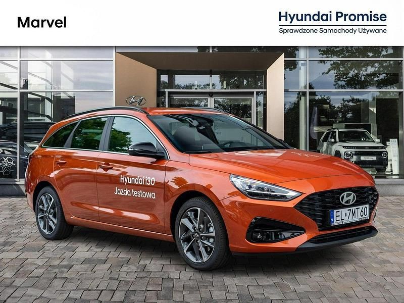 Używany Hyundai i30 140 KM (102 kW) 2025 Pomarańczowy (metalik) Kombi