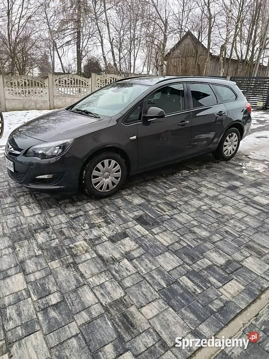 Używany Opel Astra 2014 Grafitowy Kombi