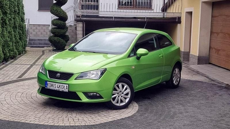 Zielony (metalik) Używany 2012 Seat Ibiza Hatchback | 16 900 zł (Uczciwa cena) - Obraz 1/4