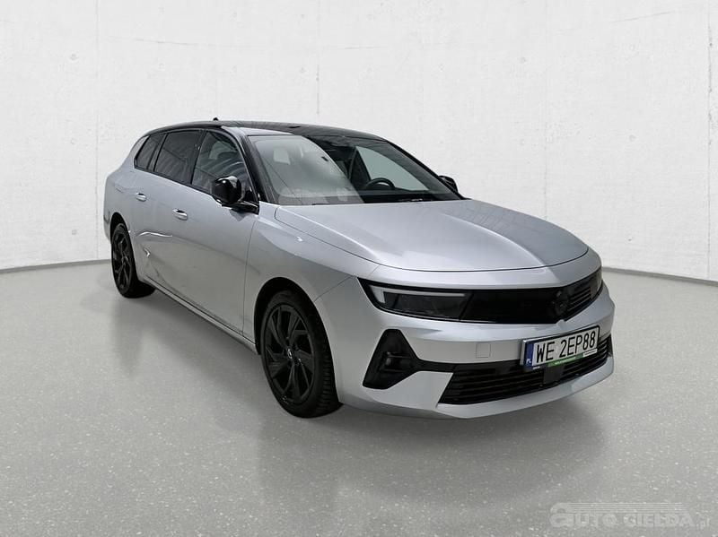 Srebrny Używany 2024 Opel Astra Kombi | 79 827 zł - Obraz 1/4