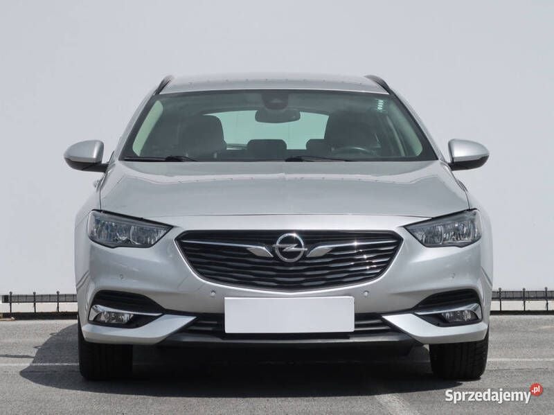 Srebrny Używany 2019 Opel Insignia Kombi | 56 999 zł (Uczciwa cena) - Obraz 1/4