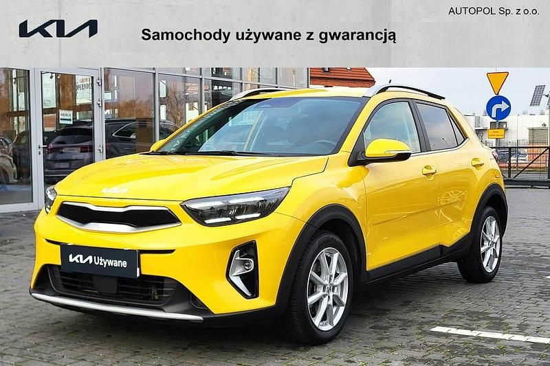 Żółty Używany 2022 Kia Stonic SUV | 69 900 zł (Uczciwa cena) - Obraz 1/4