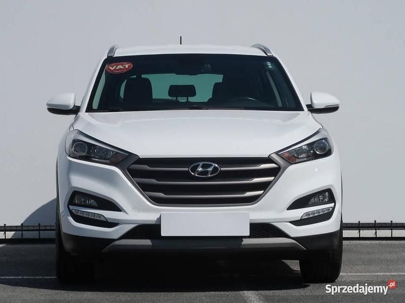 Biały Używany 2016 Hyundai Tucson SUV | 53 999 zł (Dobra cena) - Obraz 1/4