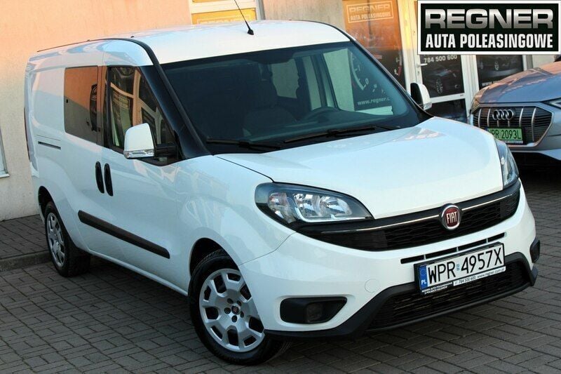 Biały Używany 2020 Fiat Doblò Minivan | 54 900 zł (Uczciwa cena) - Obraz 1/4