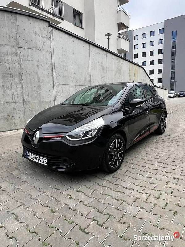 Czarny Używany 2012 Renault Clio IV Hatchback | 19 500 zł (Dobra cena) - Obraz 1/4