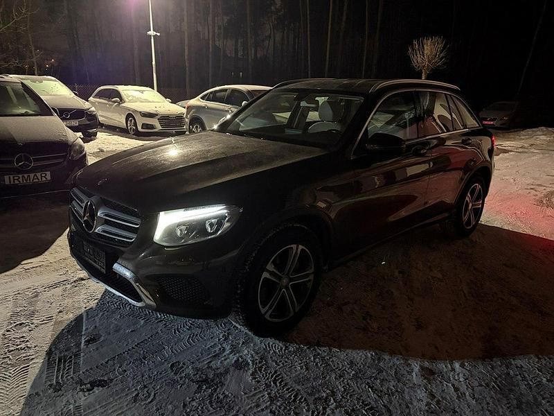 Używany Mercedes GLC250 211 KM (155 kW) 2015 Brązowy SUV