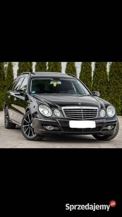 Czarny Używany 2008 Mercedes E220 Avantgarde Kombi | 25 500 zł - Obraz 1/4