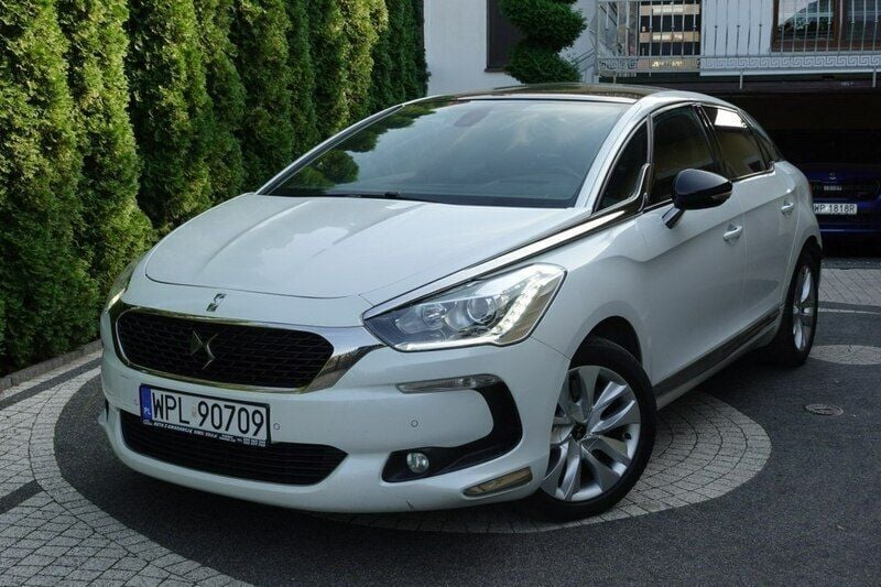 Biały Używany 2016 Citroën DS5 Hatchback | 47 900 zł (Dość drogi) - Obraz 1/4