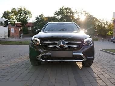 Brązowy Używany 2017 Mercedes GLC220 SUV | 98 900 zł (Drogi) - Obraz 1/4