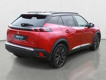 Używany Peugeot e-2008 GT 100 kW (136 KM) 2021 Czerwony SUV