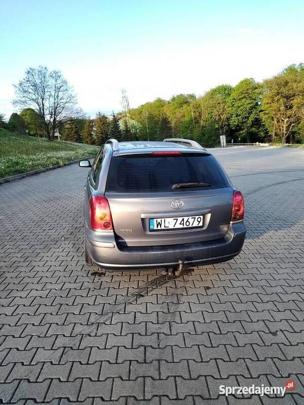 Używany 2004 Toyota Avensis Kombi | 6200 zł (Uczciwa cena) - Obraz 1/3