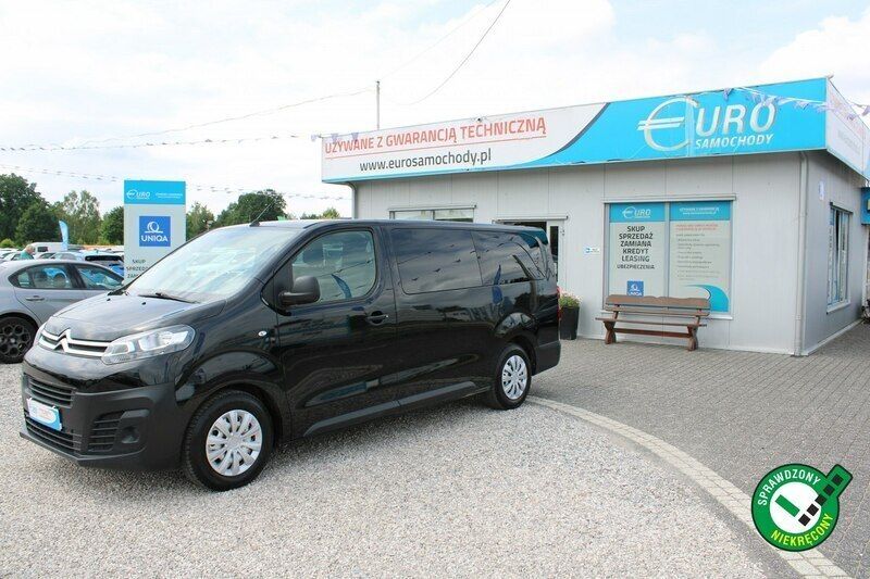 Czarny (metalik) Używany 2020 Citroën Jumpy Minivan | 81 219 zł (Dobra cena) - Obraz 1/4