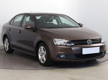 Brązowy Używany 2012 VW Jetta Sedan/Limuzyna | 26 999 zł (Uczciwa cena) - Obraz 1/4