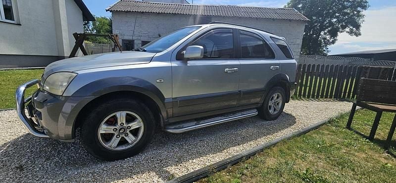Srebrny Używany 2006 Kia Sorento 2 SUV | 10 000 zł (Dobra cena) - Obraz 1/4