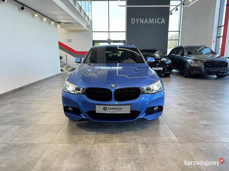 Niebieski Używany 2019 BMW 320 Sedan/Limuzyna | 91 900 zł (Super Cena) - Obraz 1/3