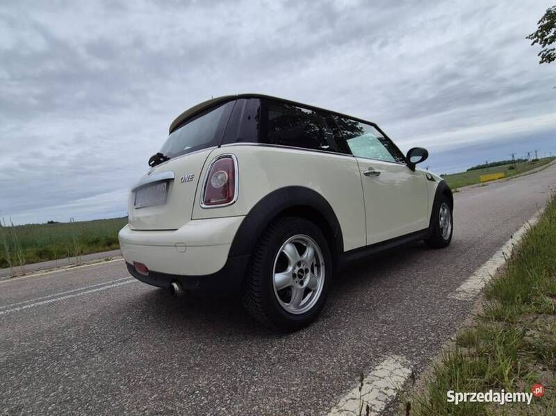 Używany 2009 Mini Cooper Hatchback | 18 900 zł (Uczciwa cena) - Obraz 1/4