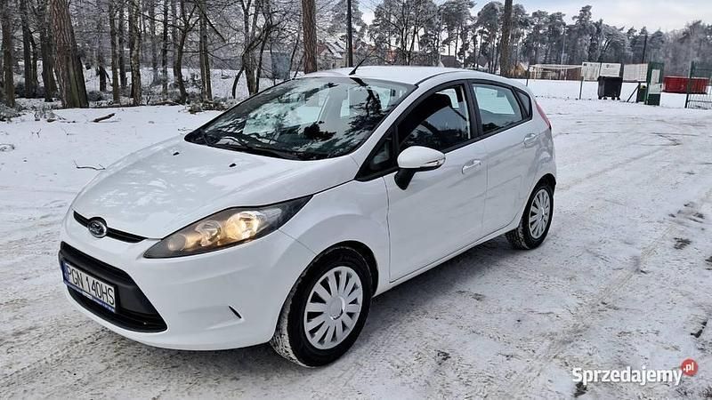 Używany 2012 Ford Fiesta | 13 900 zł (Uczciwa cena) - Obraz 1/4