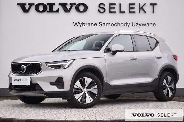 Srebrny Używany 2024 Volvo XC40 SUV | 139 900 zł (Super Cena) - Obraz 1/4