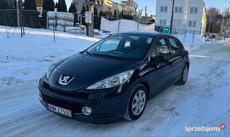 Czarny Używany 2009 Peugeot 207 Hatchback | 6600 zł (Dobra cena) - Obraz 1/4