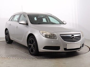 Srebrny Używany 2010 Opel Insignia Kombi | 10 999 zł (Super Cena) - Obraz 1/4