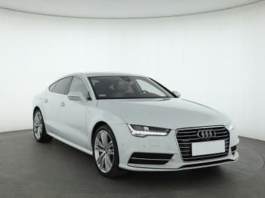 Używany Audi A7 320 KM (235 kW) 2015 Biały Hatchback