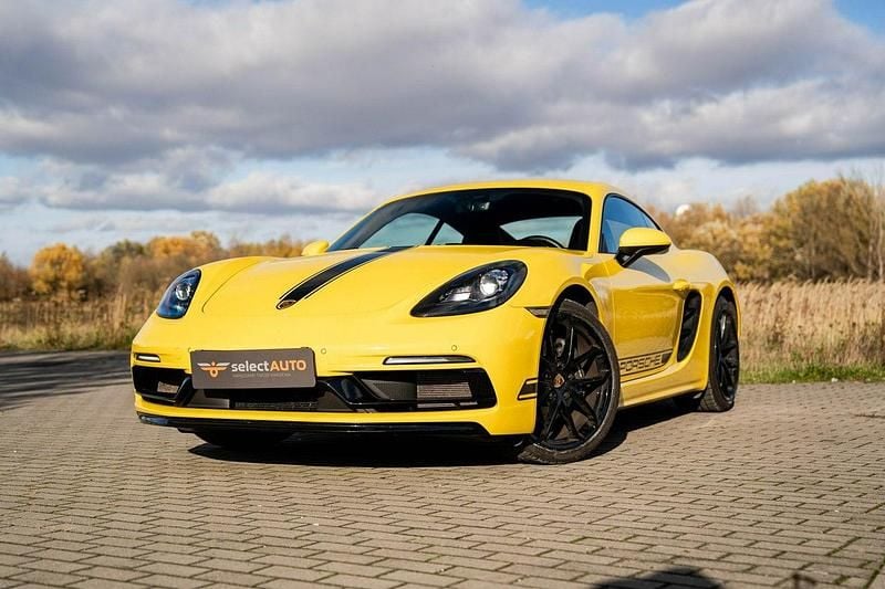 Żółty (metalik) Używany 2024 Porsche 718 Cayman Coupe | 360 000 zł - Obraz 1/4