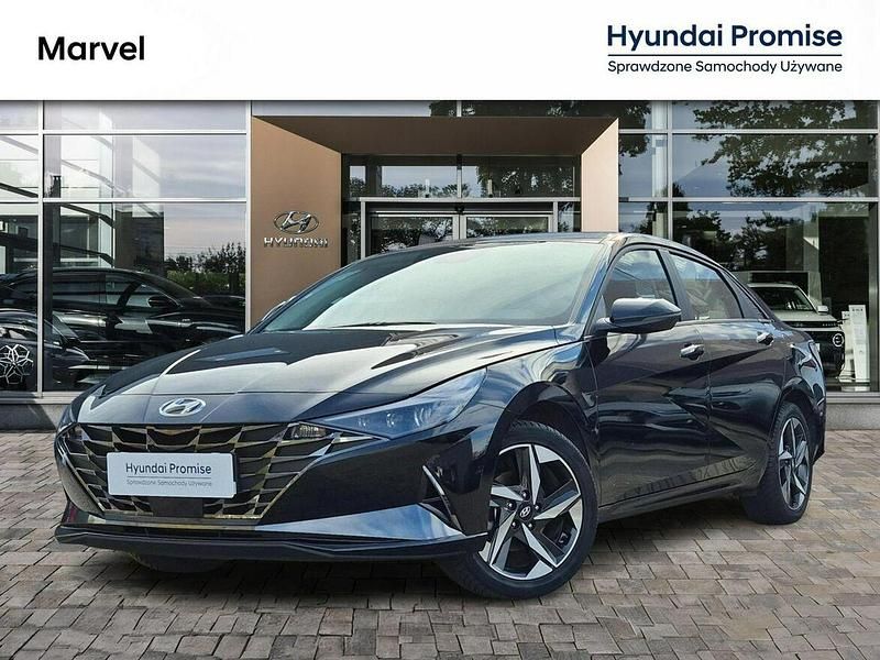Używany Hyundai Elantra 2023 Czarny Sedan/Limuzyna