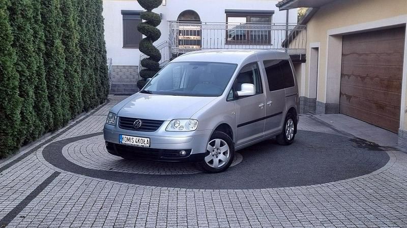 Srebrny (metalik) Używany 2009 VW Caddy Minivan | 19 900 zł (Uczciwa cena) - Obraz 1/4