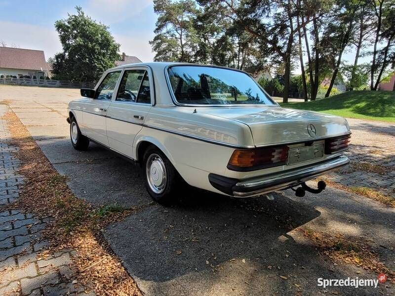 Używany Mercedes 300 1982