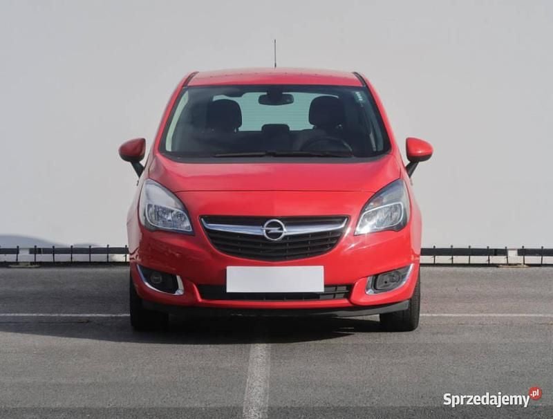 Czerwony Używany 2015 Opel Meriva Minivan | 29 999 zł (Uczciwa cena) - Obraz 1/4