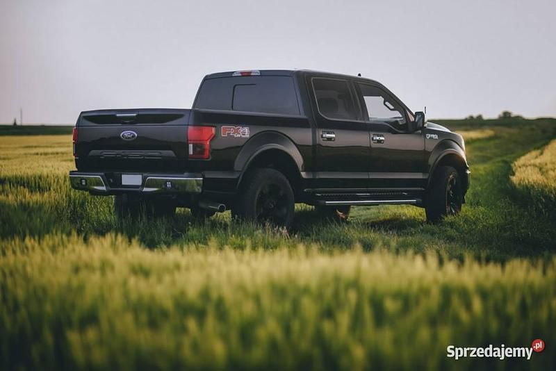 Używany Ford F-150 2018 Czarny Pickup
