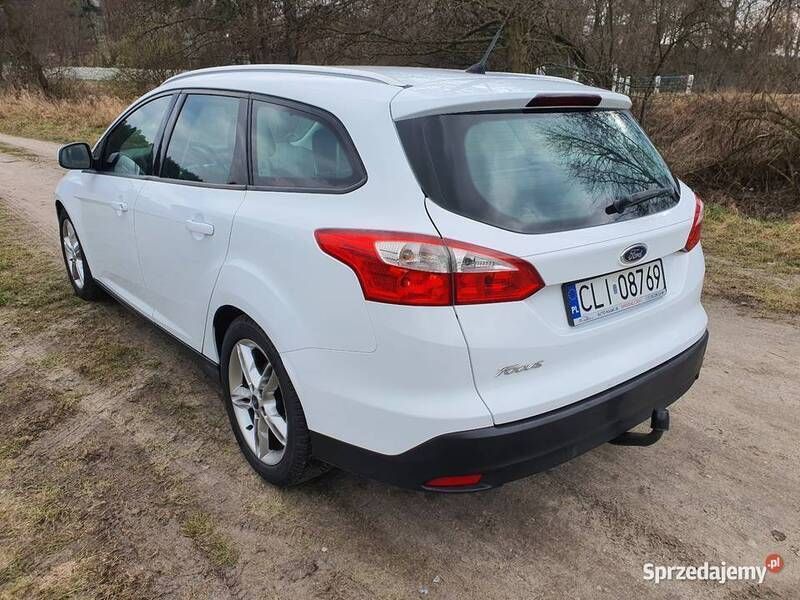 Używany Ford Focus 2011 Biały Kombi