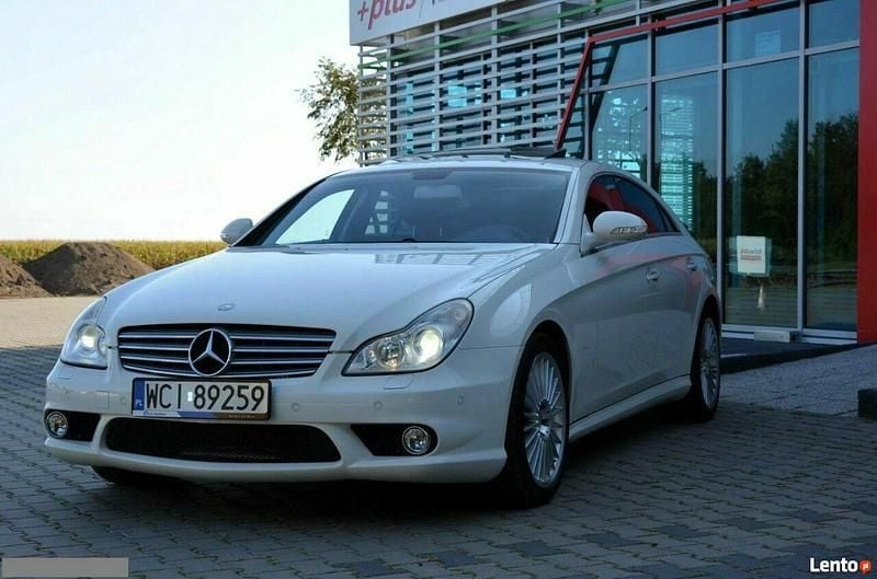 Biały Używany 2007 Mercedes CLS550 AMG Coupe | 109 777 zł - Obraz 1/4