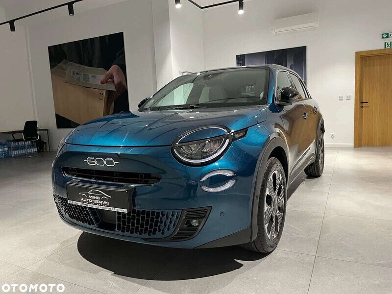 Lakier metalizowany turkusowy sea Nowe 2025 Fiat 600 SUV | 93 000 zł (Uczciwa cena) - Obraz 1/3
