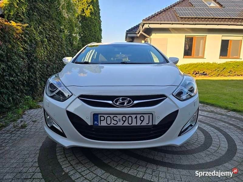 Biały Używany 2015 Hyundai i40 Kombi | 35 700 zł (Dobra cena) - Obraz 1/4