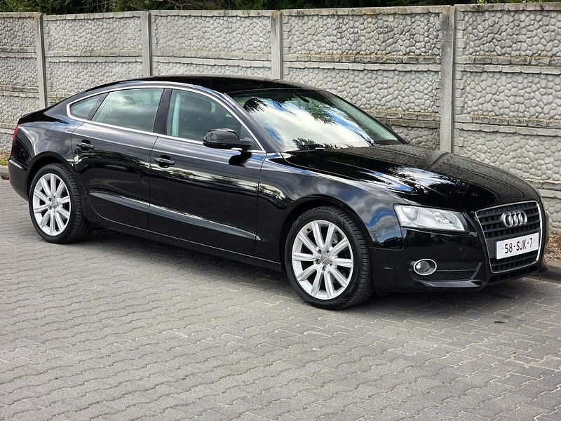 Używany Audi A5 Sportback 160 KM (117 kW) 2011 Czarny Hatchback