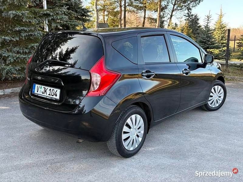 Używany Nissan Note 80 KM (58 kW) 2016 Czarny Hatchback