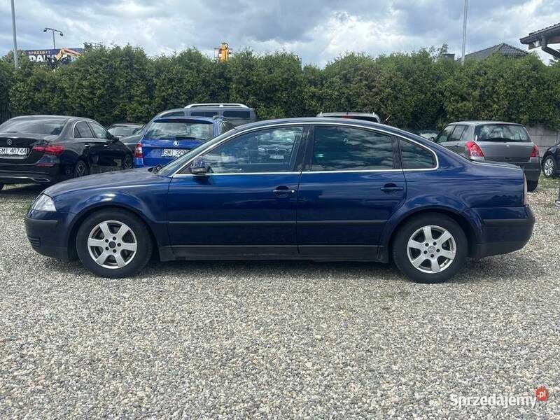 Granatowy Używany 2004 VW Passat Sedan/Limuzyna | 2990 zł (Super Cena) - Obraz 1/4