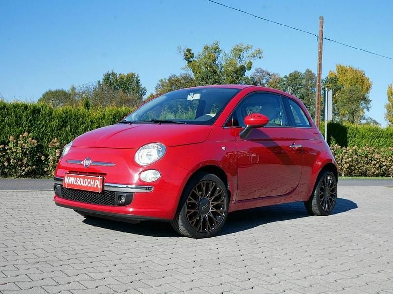 Czerwony Używany 2015 Fiat 500 Lounge Hatchback | 26 900 zł (Dobra cena) - Obraz 1/4