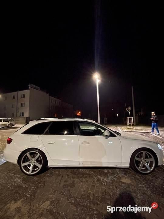 Biały Używany 2009 Audi A4 Kombi | 24 900 zł (Dość drogi) - Obraz 1/4