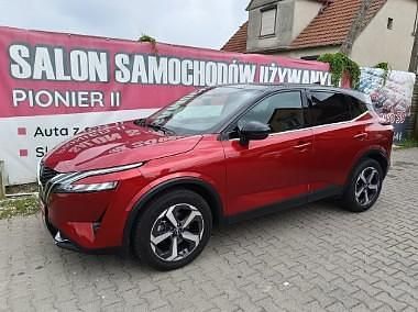 Czerwony Używany 2023 Nissan Qashqai SUV | 109 900 zł (Dość drogi) - Obraz 1/4