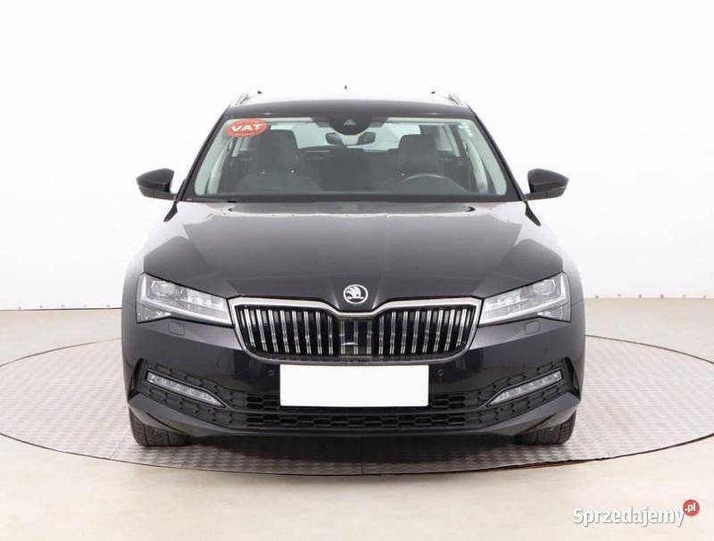Czarny Używany 2022 Skoda Superb Kombi | 93 999 zł (Uczciwa cena) - Obraz 1/4