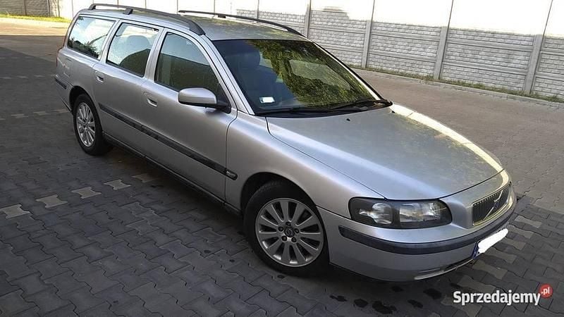 Używany 2004 Volvo V70 Kombi | 6900 zł (Uczciwa cena) - Obraz 1/4
