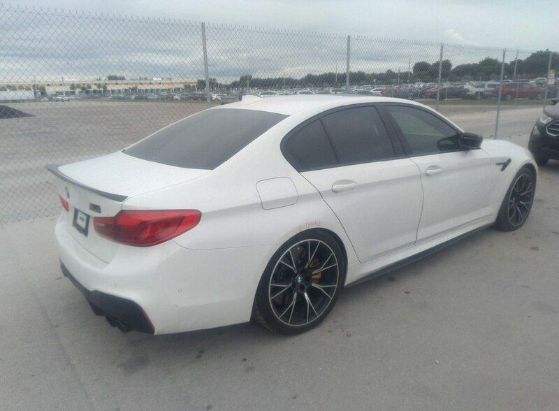 Używany BMW M5 Competition Edition 617 KM (453 kW) 2019 Biały Sedan/Limuzyna
