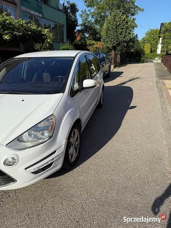 Biały Używany 2012 Ford S-MAX Titanium Minivan | 22 500 zł (Dobra cena) - Obraz 1/4