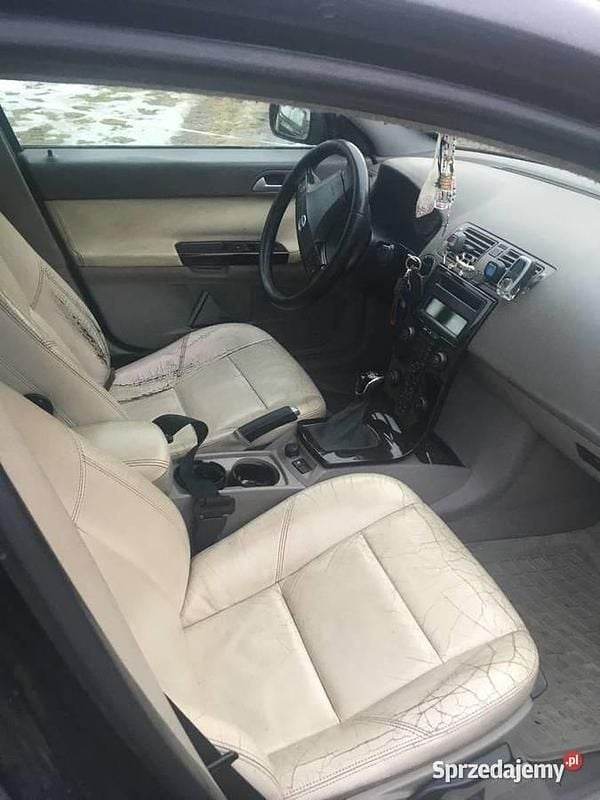 Używany Volvo V50 136 KM (100 kW) 2004 Kombi