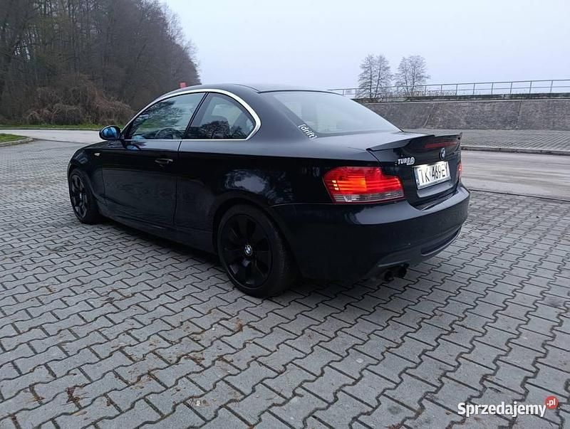 Czarny Używany 2008 BMW 135 Coupé Coupe | 37 500 zł - Obraz 1/4