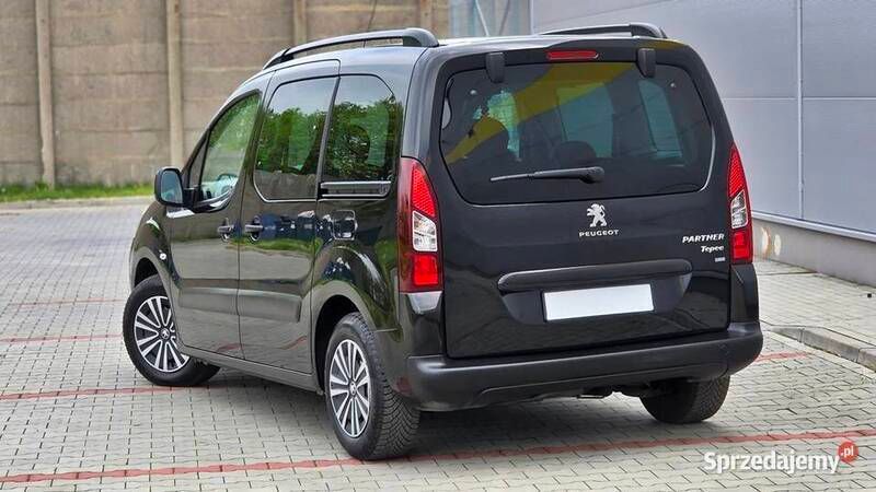 Czarny Używany 2014 Peugeot Partner Minivan | 27 900 zł (Dość drogi) - Obraz 1/4